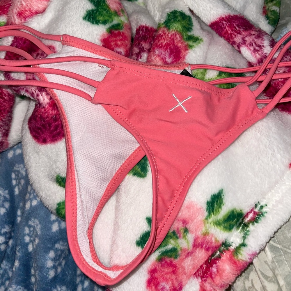 SOLD Boutine la bikini bottom